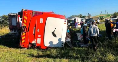 Five die in bus accident near Fairmile Hotel