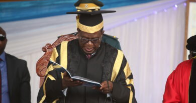 President caps 6 849, commissions law school in Kwekwe